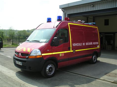 Véhicules des pompiers français Page 645 Auto titre