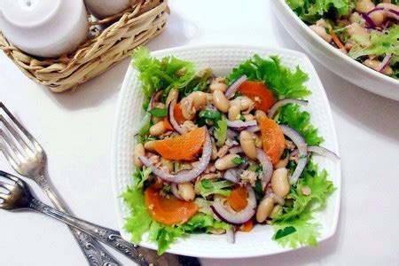 Салат с тунцом и белой фасолью - пошаговый рецепт с фото