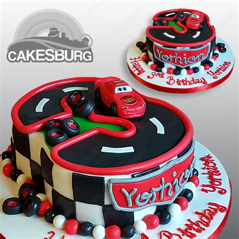 Cars 2 Lightning Mcqueen Cake