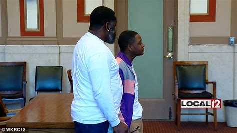 High School Senior To Register As Sex Offender For Sex Tape With Yo Girl Daily Mail Online