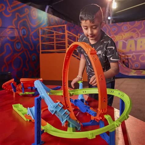 Hot Wheels tiene la experiencia perfecta para pequeños y mayores