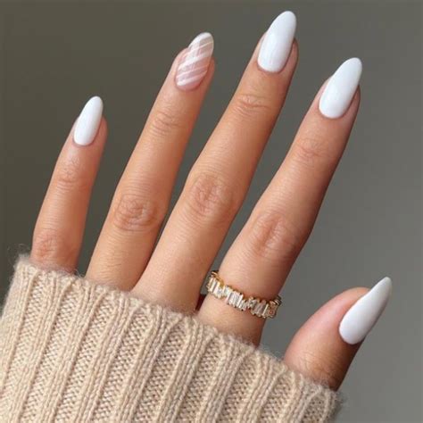 Wedding Nails 60 Classy Bridal Nail Styles Uk