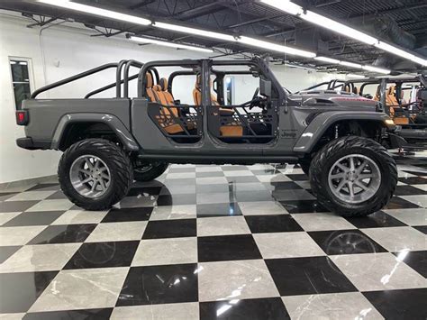 2020 Custom Jeep Gladiator Lifted 4x4 Sting Grey New Jeep Gladiator