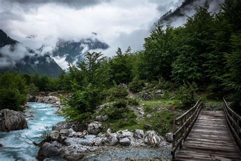 Tamara Dans Les Alpes Albanaises Getyourguide