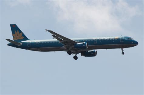 Vietnam Airlines VN A338 Airbus A321 200 Lokeherman Flickr