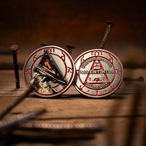 Silent Hill Moneda De Coleccionista Pyramid Head Limitada Elbenwald