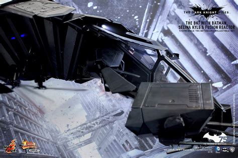 Hot Toys MMSC 01 02 The Dark Knight Rises The Bat Deluxe Hot Toys Complete Checklist