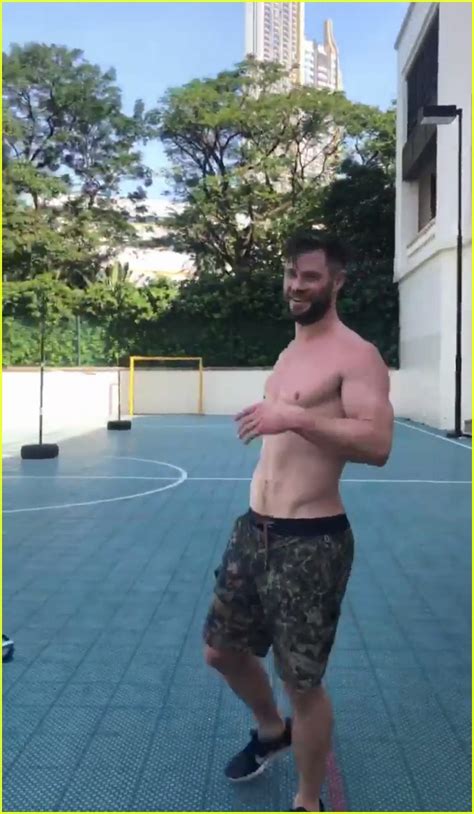 Chris Hemsworth Bares His Ripped Body In Shirtless Videos Photo