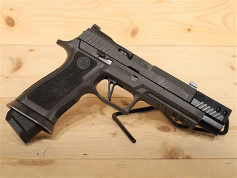 Gun Store New Used Pistols Page Of Adelbridge San