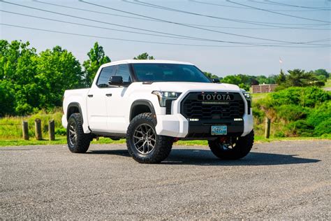 2024 Toyota Tundra Vossen HF6 4