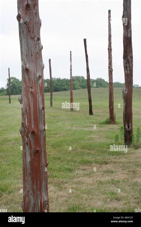 Woodhenge cahokia hi-res stock photography and images - Alamy