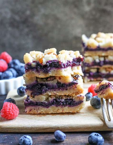 Paleo Blueberry Pie Crumb Bars - Real Food with Jessica