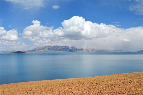 Great Lakes of Tibet. Lake Rakshas Tal Langa-TSO in Summer in Cloudy ...