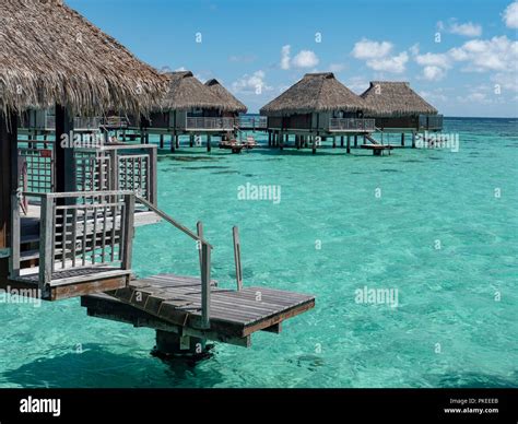 Los Bungalows Sobre El Agua En El Hilton Lagoon Resort Y Spa Papetoai