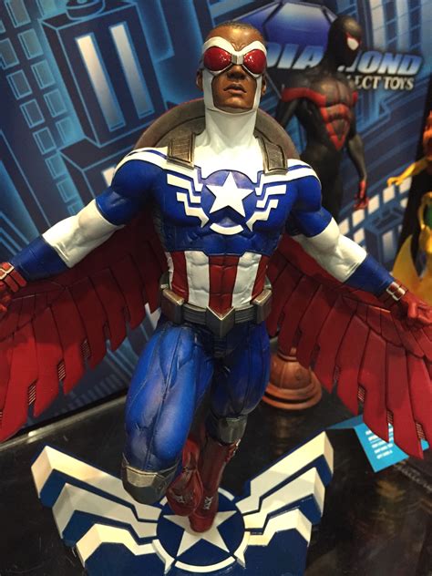 Toy Fair Marvel Gallery Black Panther & Falcon Captain America ...