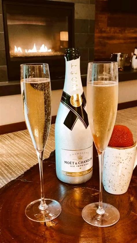 Pin By Nata Snegurskaya On Videophone Pretty Drinks Champagne