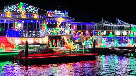 Christmas Lights Canal Cruises Are A Thing In 2025