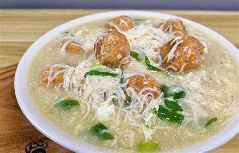 Misua Soup with Meatballs - Yummy Kitchen