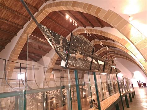 Al Museo Di Baglio Anselmi Di Marsala Lavori All Esposizione Della Nave