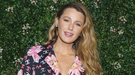 Blake Lively plus stylée que jamais elle fait sensation dans un