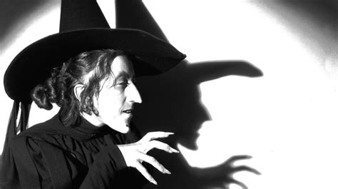 'My Witch' uncovers beauty of Margaret Hamilton - Newsday