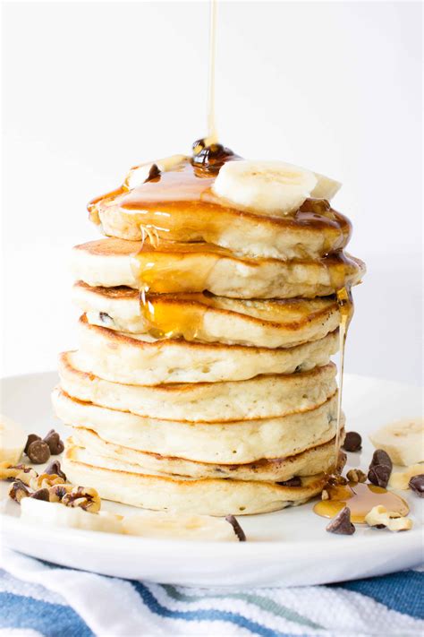 Chunky Monkey Pancakes | Female Foodie