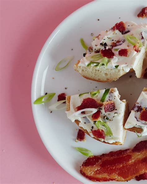 11 Clever Ways To Turn Plain Cream Cheese Into A Flavored Schmear