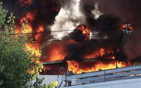 Incendio En Tepito Consuma Bodega De Calzado En Cdmx Unife Mx