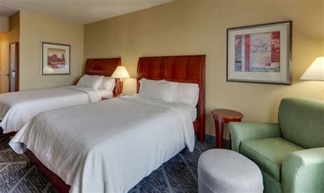 Hilton Garden Inn Indianapolis Airport Hotel Rooms