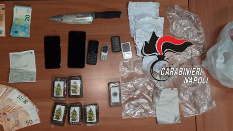 Gli Trovano Mezzo Chilo Di Droga Nascosto Negli Slip Enne Arrestato