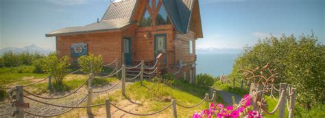 Log Cabins and Vacation Rentals overlooking Kachemak Bay in Homer, Alaska