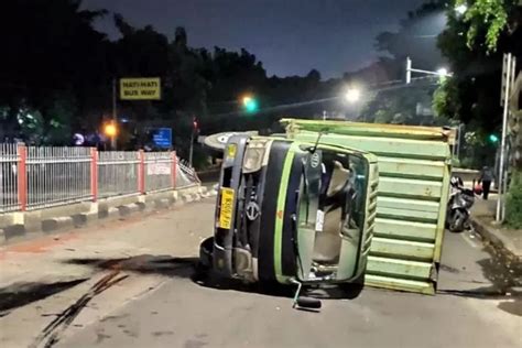 Penyebab Truk Kerap Terguling Di Jalanan