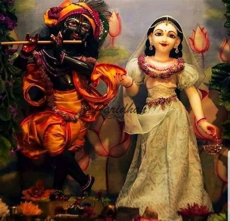 Marble Iskcon Deities Of White Radha Black Krishna Statue Exquisite