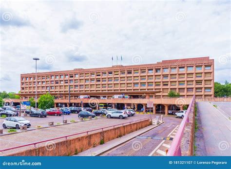 El hospital de udine italy fotografía editorial Imagen de italiano