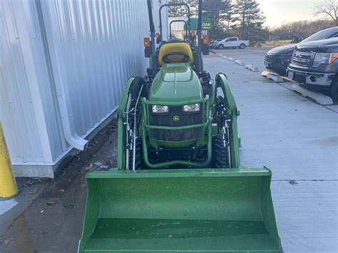 Used John Deere 1025r 217909 Sloan Implement