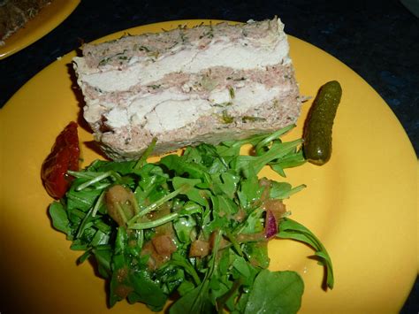 TERRINE DE VOLAILLE ET LARD FUME PETITES GOURMANDISES