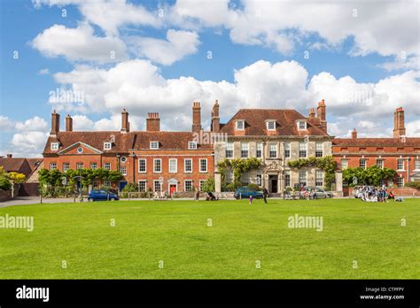 Mompesson House Ein Haus Aus Dem 18 Jahrhundert Im Klassischen Queen