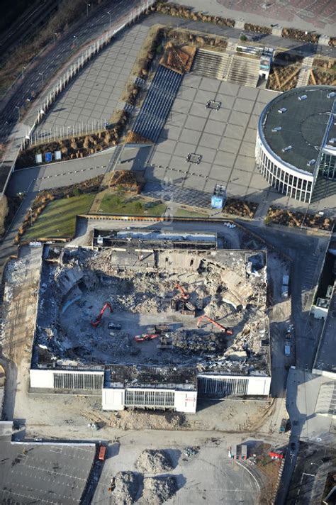 Berlin Aus Der Vogelperspektive Abri Arbeiten An Der Ehemaligen