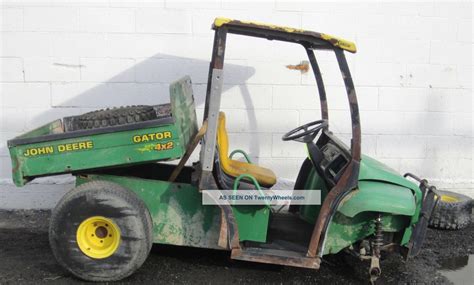 John Deere 4x2 Gator Utility Vehicle - Gas - - Parts Only - 5887 Hours