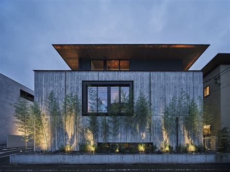 C4L House / CUBO Design Architect | ArchDaily