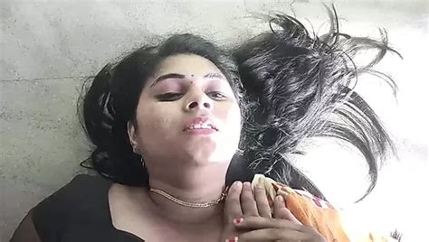 Saree And Bra Part Armpit Lick Romance Of Viashnavy And Sharun Raj Mallu Couple Hot Saree