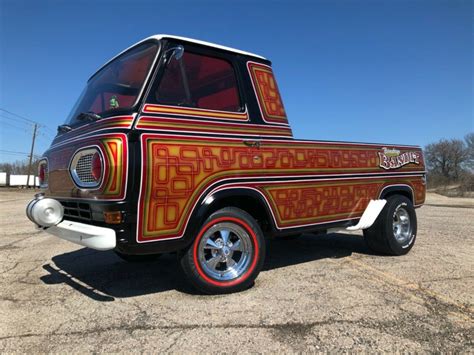 Retro Cool: 1962 Ford Econoline Custom | Barn Finds