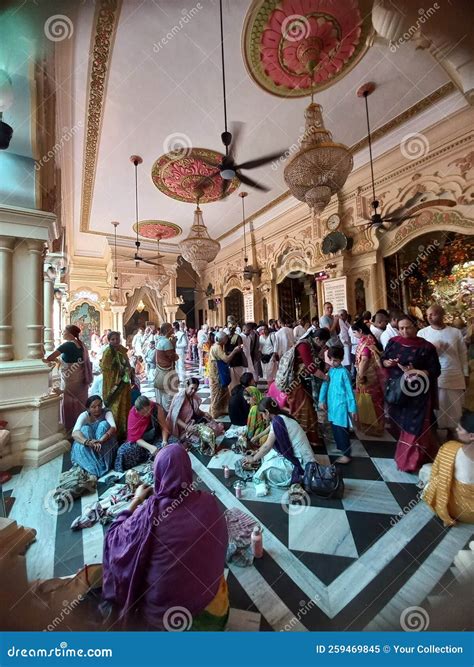 Iskcon Temple vrindavan editorial image. Image of facade - 259469845