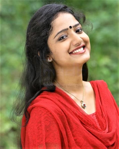 വീണ പി നായർ Veena P Nair M3db