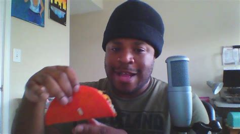Figgy S World Trying Taco Bell S Flaming Hot Taco For The First Time YouTube