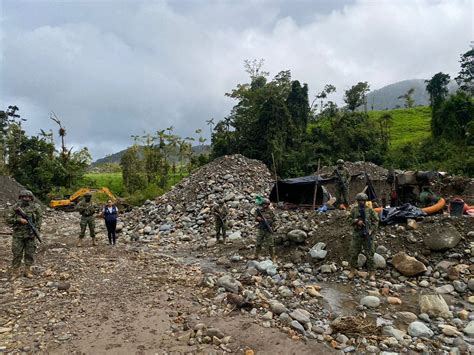 Ffaaecuador On Twitter Zamorachinchipe Las Ffaaecuador Realizando