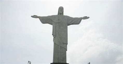 Cristo Redentor será iluminado de vermelho Milícia da Imaculada