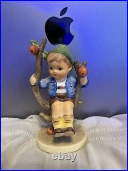 GOEBEL HUMMEL APPLE TREE BOY Herbst Figure 142 3 0 TMK3 HAND SIGNED