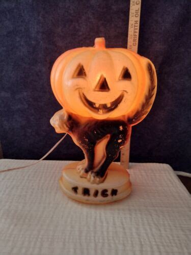 Pumpkin Jack O Lantern Black Cat Trick Treat Blow Mold Vintage