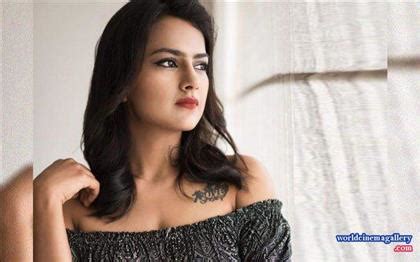 Shraddha Srinath Hot Stills